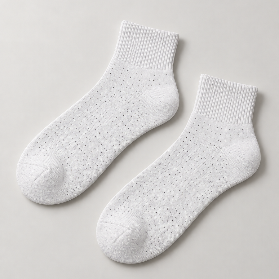 Akumi Pinpoint Quarter Sock concept detail crop.