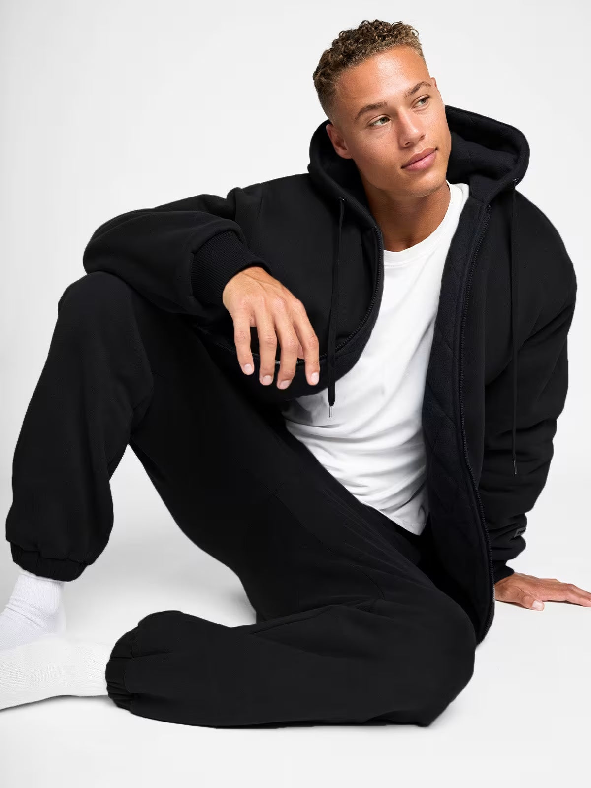 Akumi Core Zip Jogger Set in black