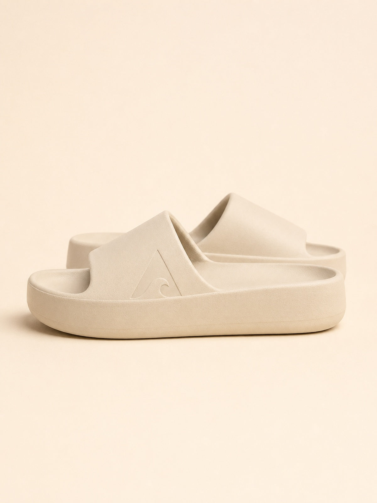 Akumi Flowform Recovery Slide in Limestone side profile product photo