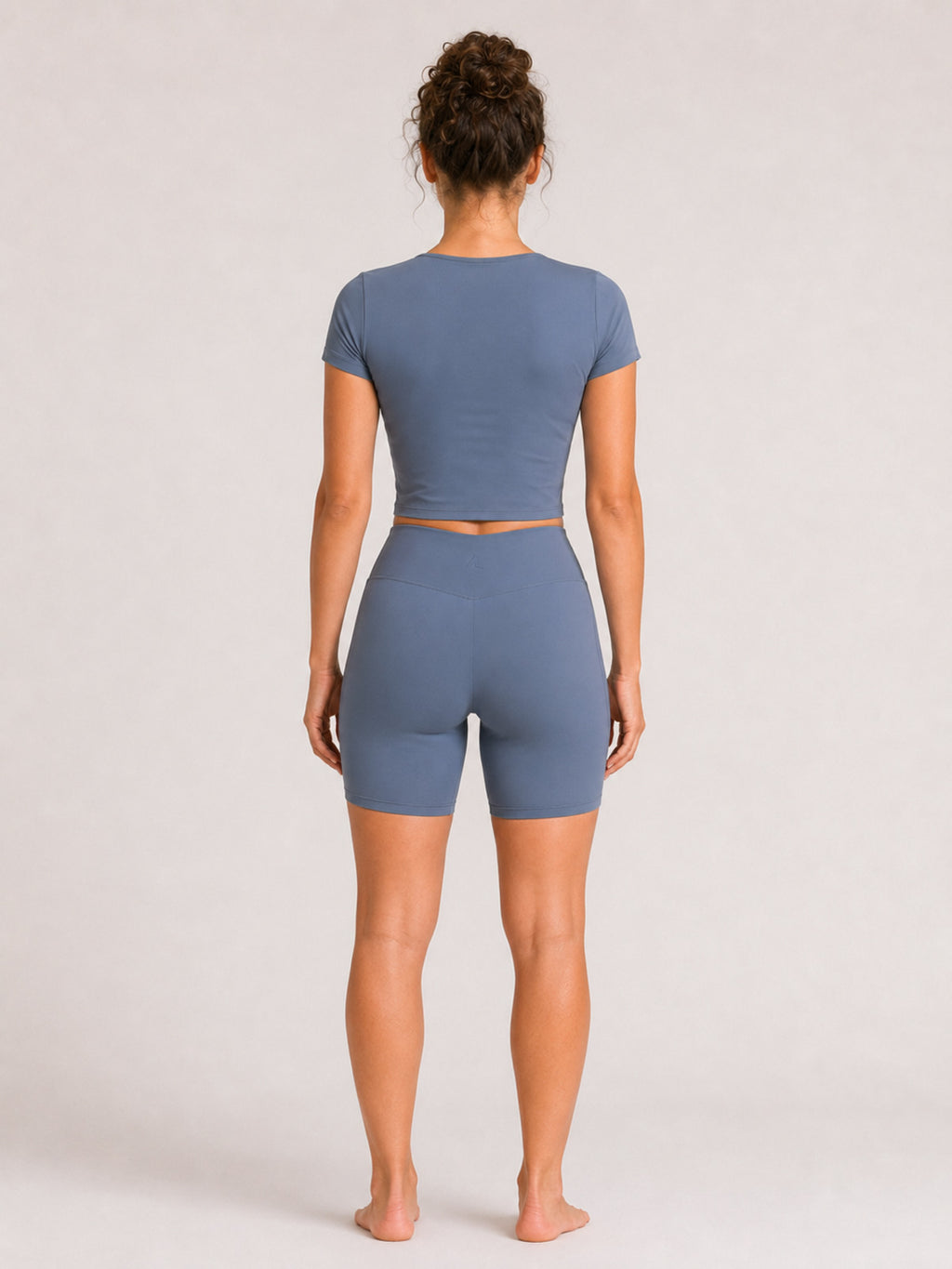Mineral Slate##Akumi QuietForm 6-inch Short, full-body back