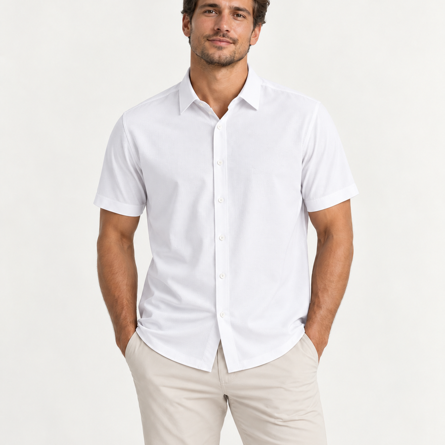 Akumi Studio Knit Oxford Short Sleeve front detail.