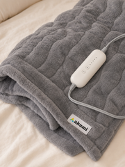 Akumi Warmline Blanket controller detail with plush wave-channel texture