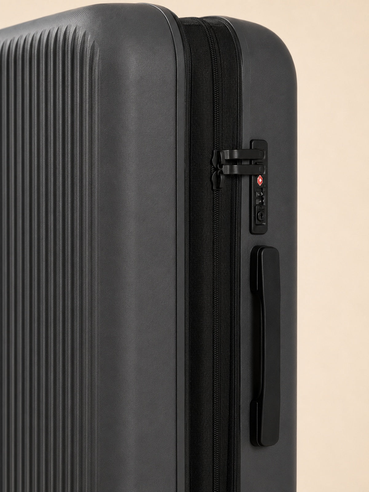 Akumi Wayline Carry-On Luggage Drift Graphite lock and zipper detail