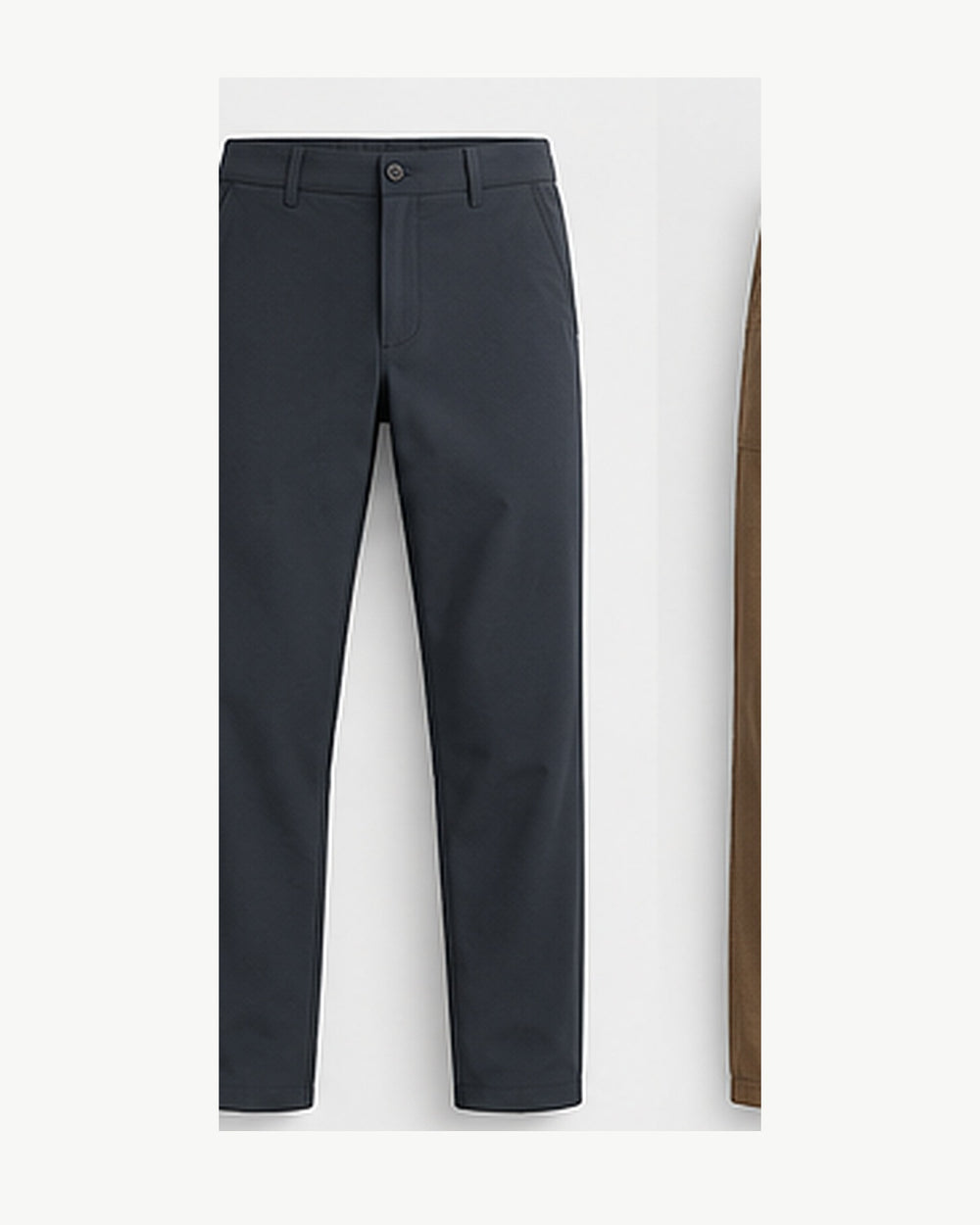 Meridian Tech Chino 32" front studio product image